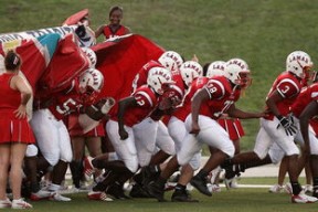 AYX SPORTS-国际热身赛中国青年队战胜 球迷现场助威不断，热身赛国足