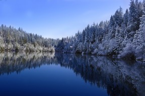 爱游戏下载-中国男篮队员积极参与公益活动 展现良好形象，中国男子篮球职业联赛赞助商