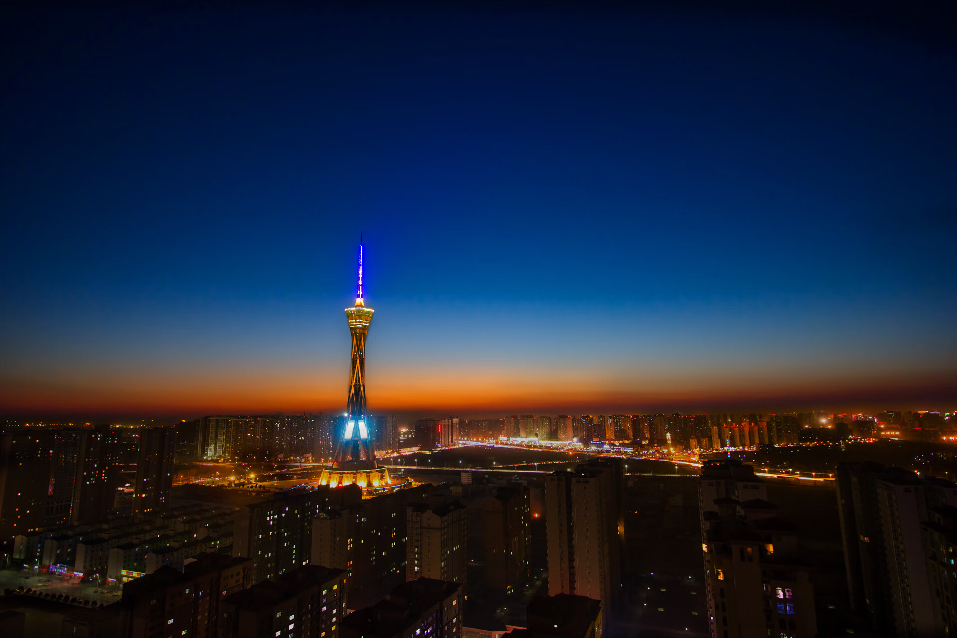 俱乐部通过多渠道听取球迷反馈积极推动服务体验迭代升级，足球俱乐部的渠道通路