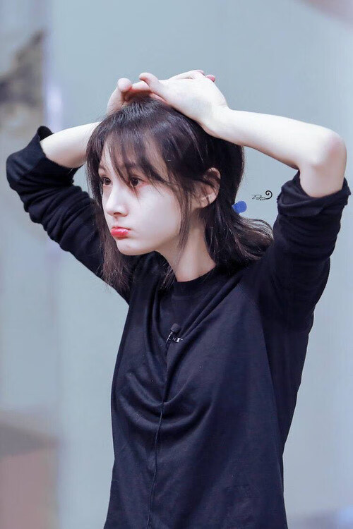 少数泳将表现稳定，突破性成果值得鼓励，少数民族百度百科