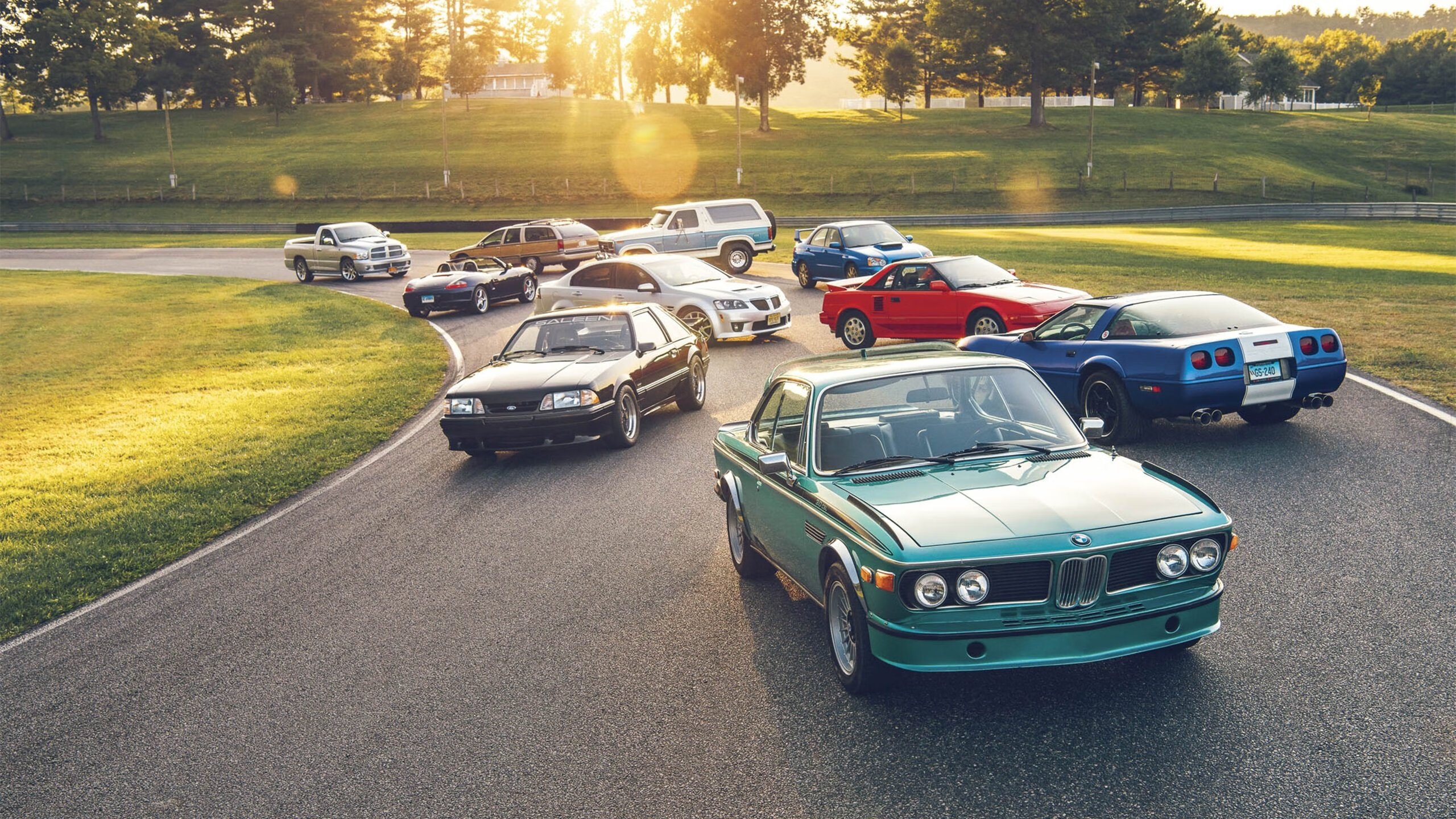 湖人球员与球迷互动合照登上社交热搜榜，湖人队球员合照